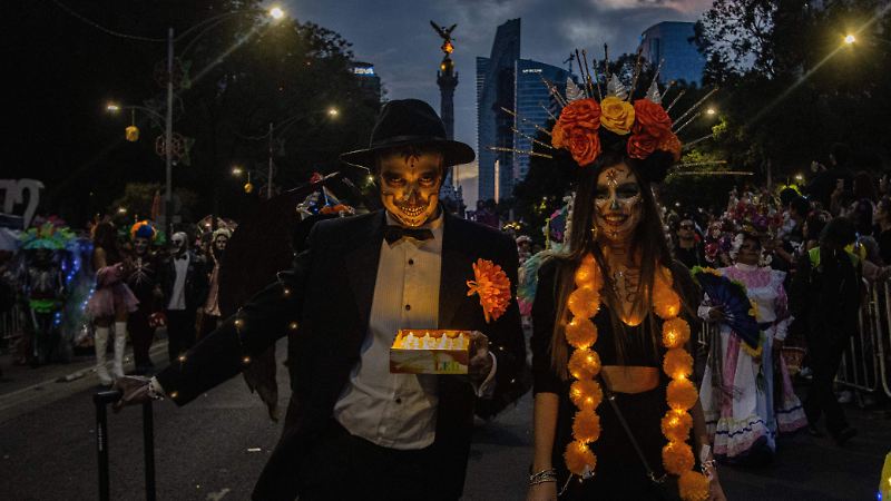 Mega Procesión de Catrinas 2025.